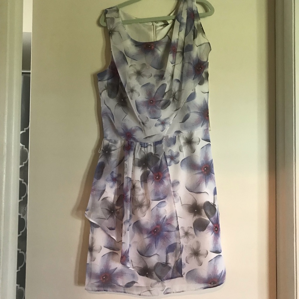 Lauren Conrad flowy dress